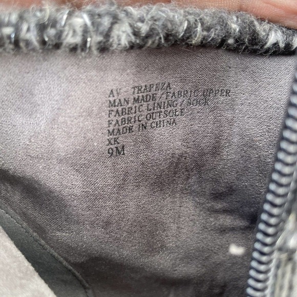 Adrienne Vittadini Sport Womens Trapeza Black Ankle Boots Faux Fur Trim Size 9M - Picture 10 of 10